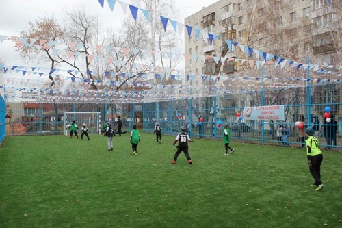 Спортивная площадка