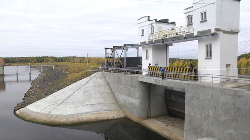 Плотина Ново-Мариинского водохранилища