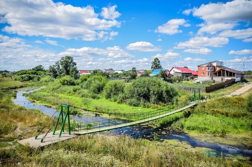 Подвесной пешеходный мост