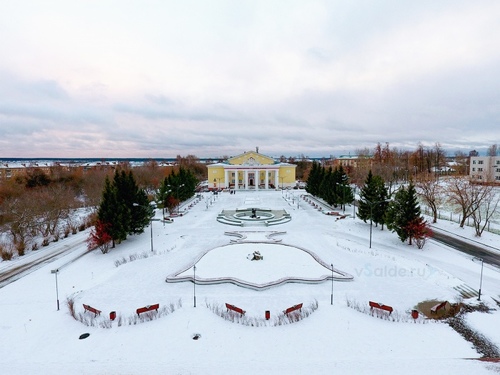 Площадь Дворца культуры имени Д. Г. Агаркова