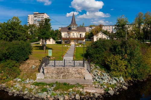 Музей-усадьба «Демидовская дача»