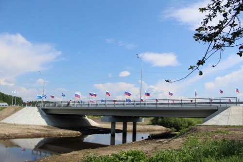 Мост через реку Ляга